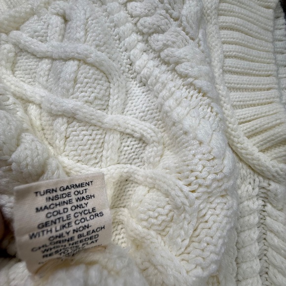 Marled Cream Cropped Sweater Vest Textured Size M Warm Fall Winter - Picture 7 of 9